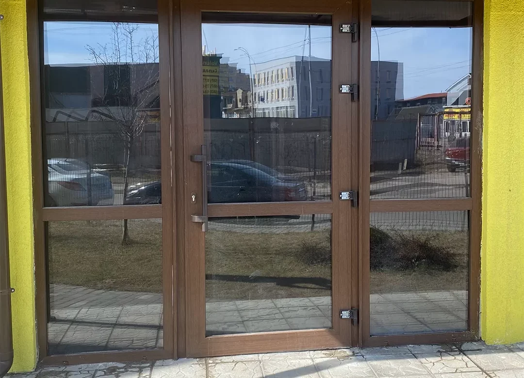 Зеркальная пленка для входной группы